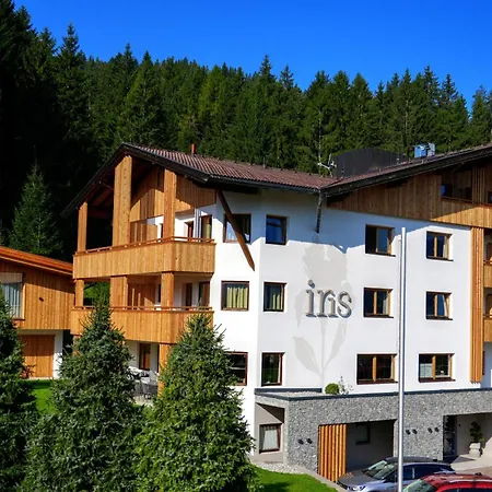 Aparthotel Iris Auffach