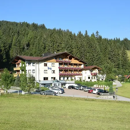 Iris Hotel