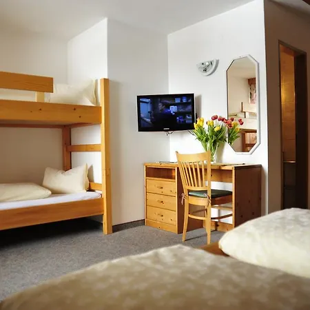 Hotel Aparthotel Iris 3*