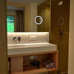 Iris Otel Auffach