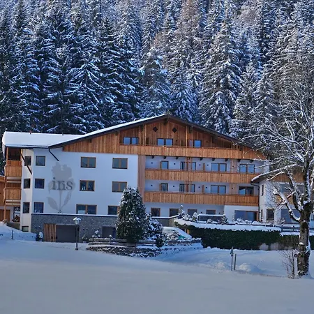 Iris 3* Auffach